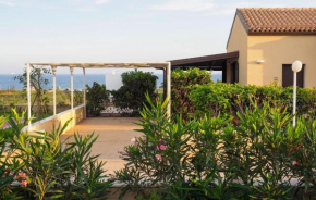 2 Bedroom Gorgeous Home In Marina Di Modica